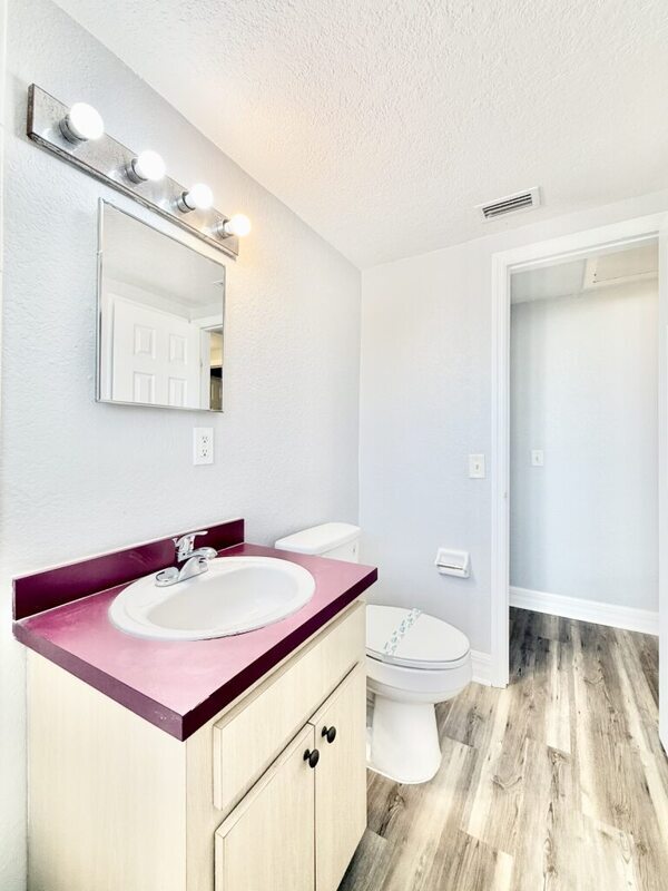 Building Photo - 235 W Northside Dr