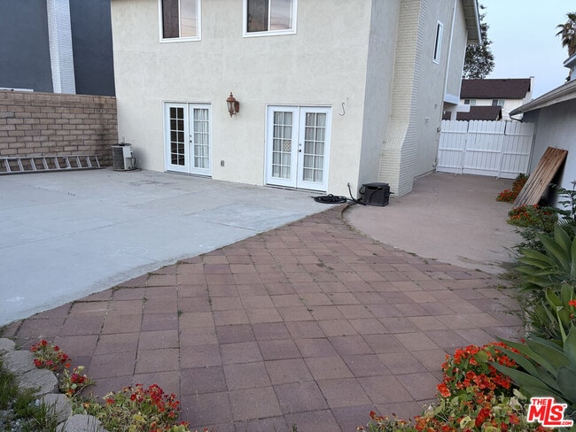 Building Photo - 5867 Cape Horn Dr