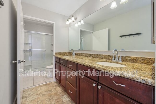 Building Photo - 3256 Via Marin