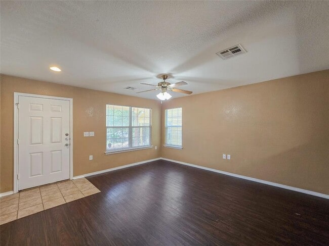 Building Photo - 2116 Nogales Trail