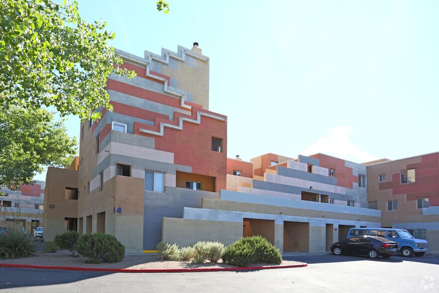 The Beach 2525 Tingley Dr SW Albuquerque NM 87104 Apartment Finder