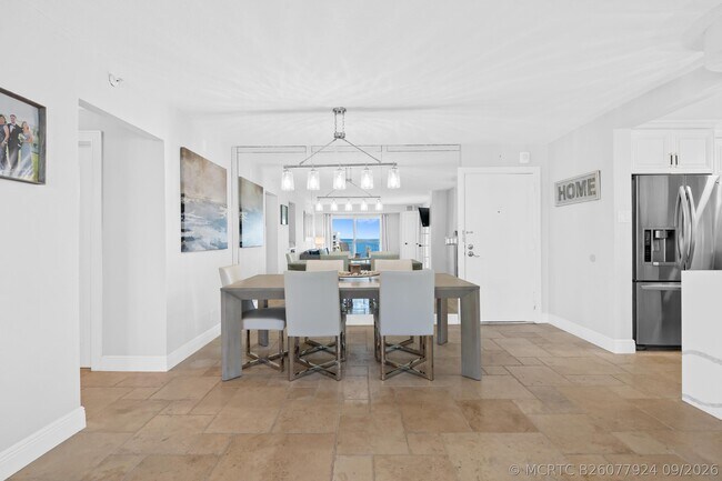 Building Photo - 4511 S Ocean Blvd
