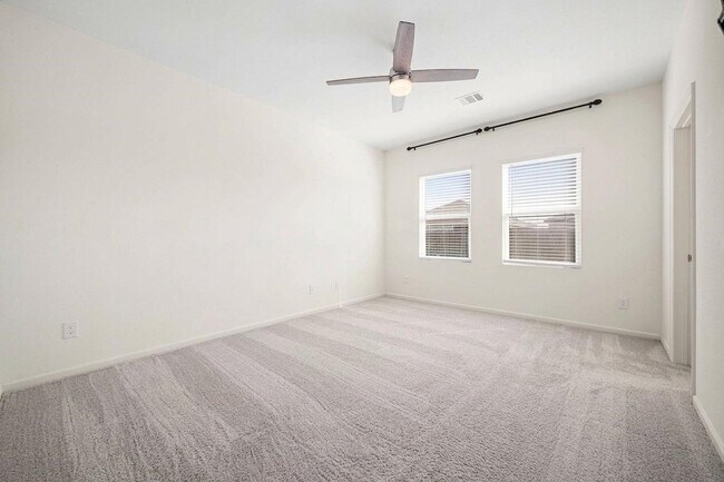Building Photo - 1073 Water Oak Ln