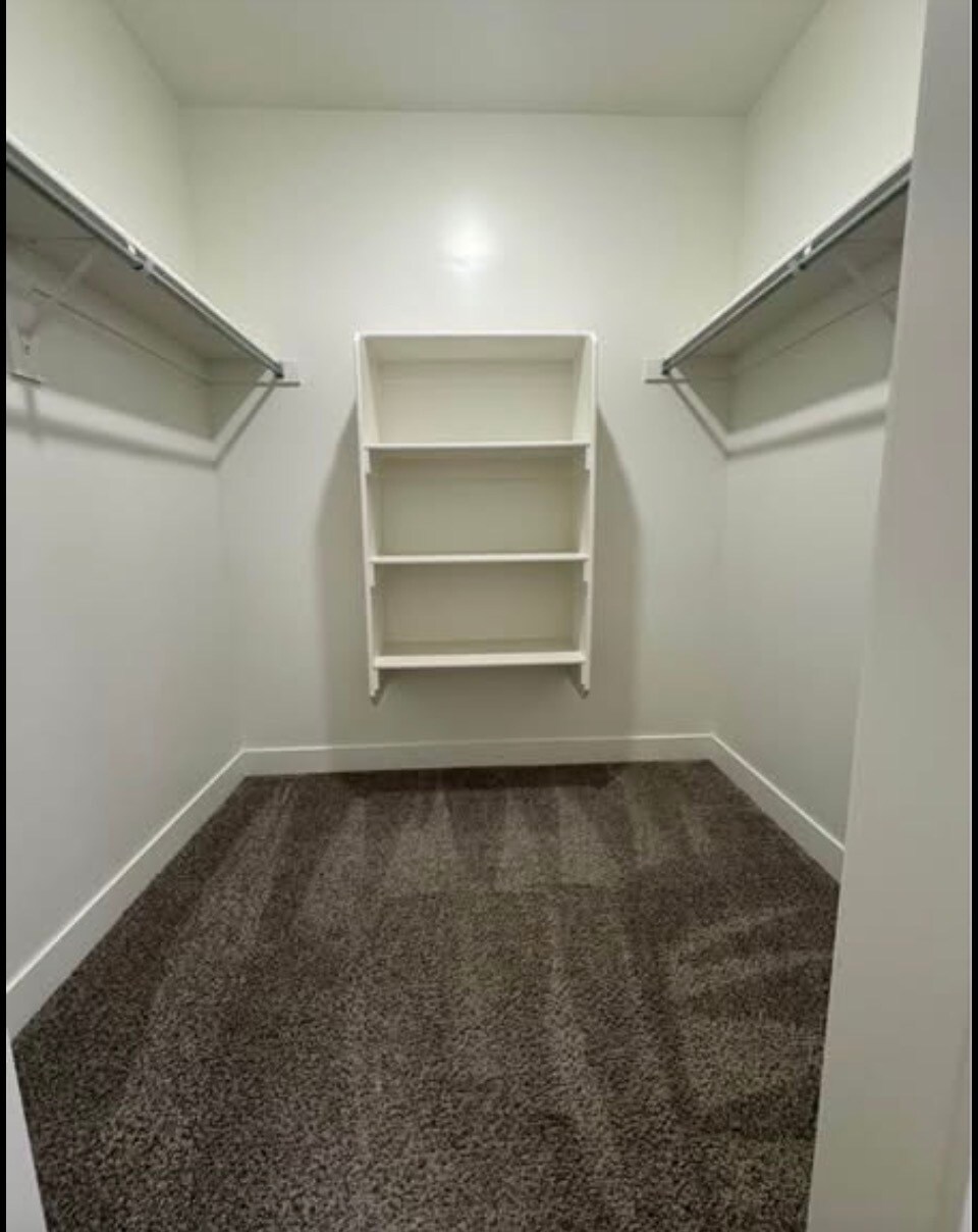 Building Photo - 3105 S 225 W