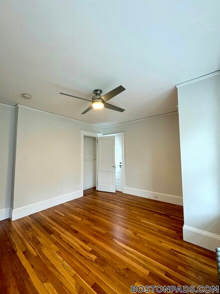 Building Photo - 17 Edgecliff Rd