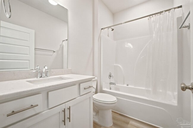Building Photo - 232 Camellia Dr
