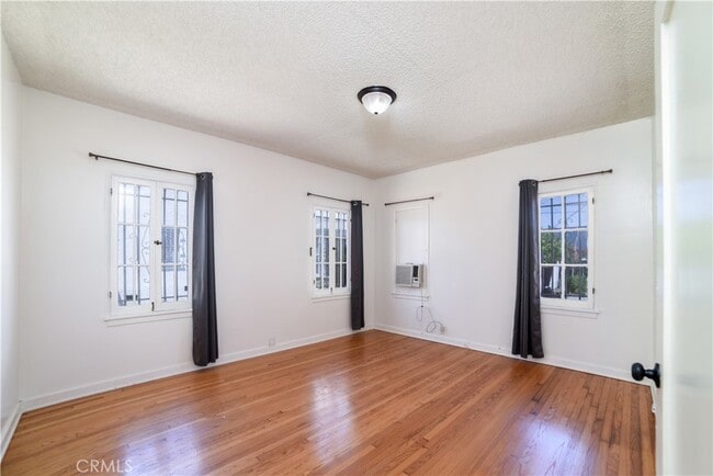 Building Photo - 1038 S Citrus Ave