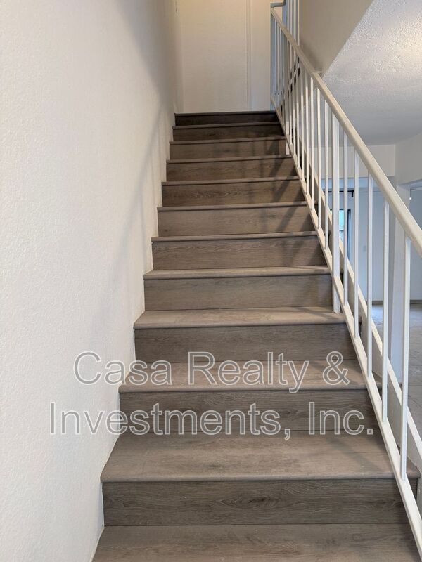 Building Photo - 16920 S Vermont Ave