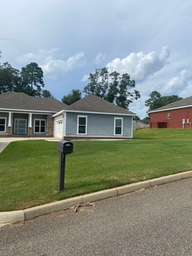 Building Photo - Beautiful 4 BR 2 bath in Prospect Ridge area