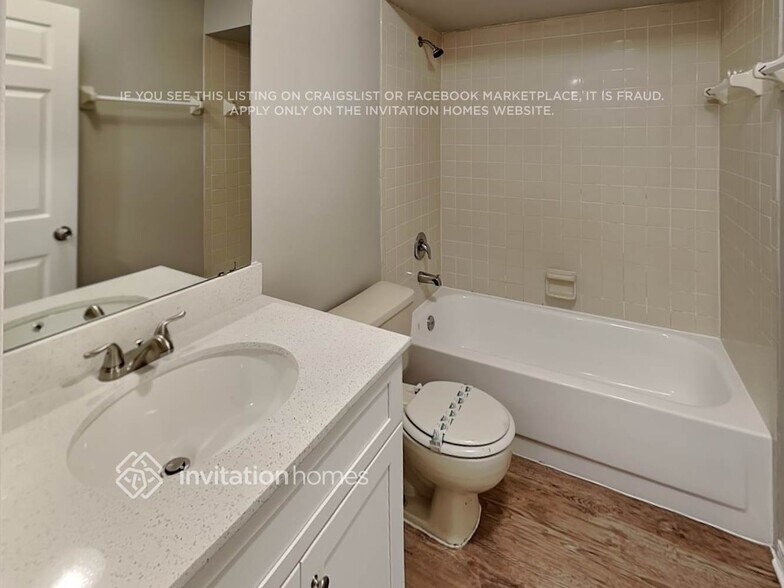 Building Photo - 8096 Kilwinning Ln
