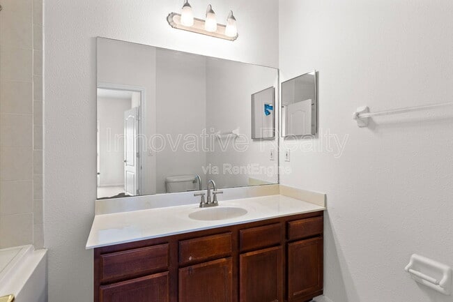 Building Photo - 17321 Promenade Dr