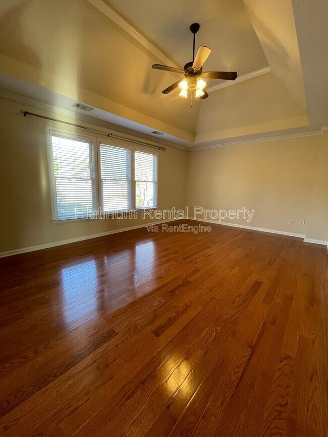 Building Photo - 2126 Malden Hill Dr