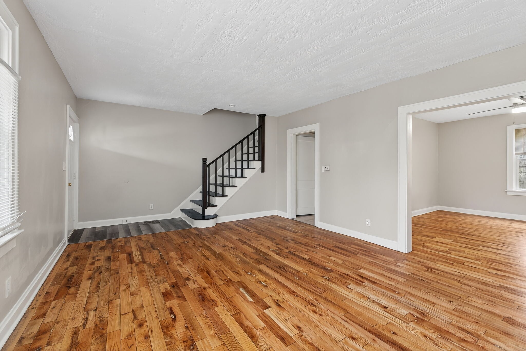 Building Photo - 1123-1125 S Ohio Ave