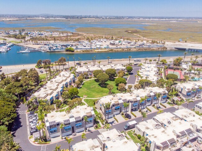 Building Photo - Huntington Harbour