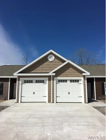 Building Photo - 2675 Grand Island Blvd
