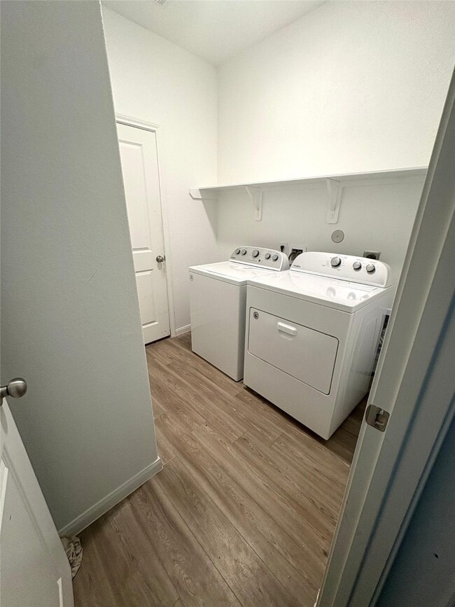 Building Photo - 1309 Grass Bnd Dr