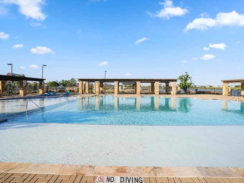 Building Photo - 12976 Jk Ojha St