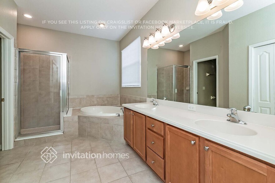 Building Photo - 5923 Willows Bridge Loop