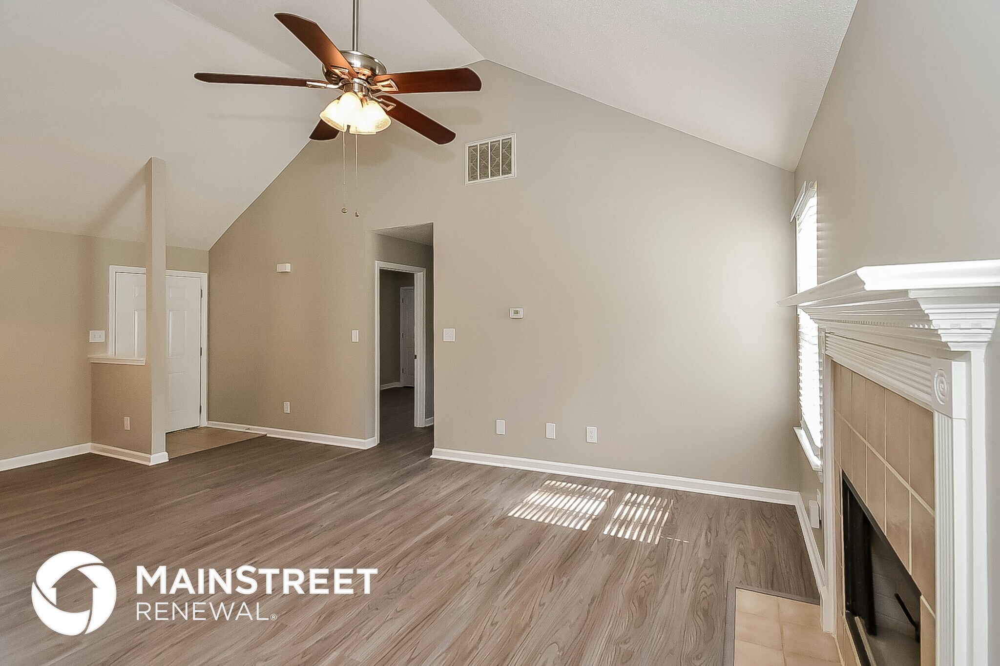 Building Photo - 1367 Camrose Ct