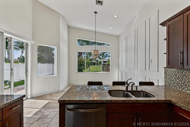Building Photo - 4583 NW 7th Pl
