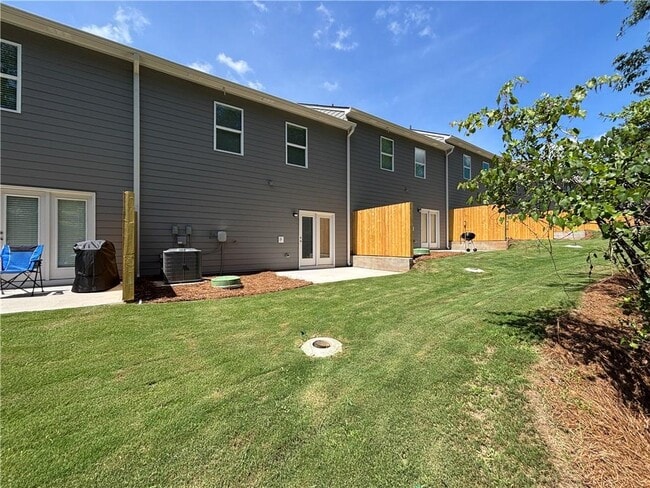 Building Photo - 27 Rustin Rdg