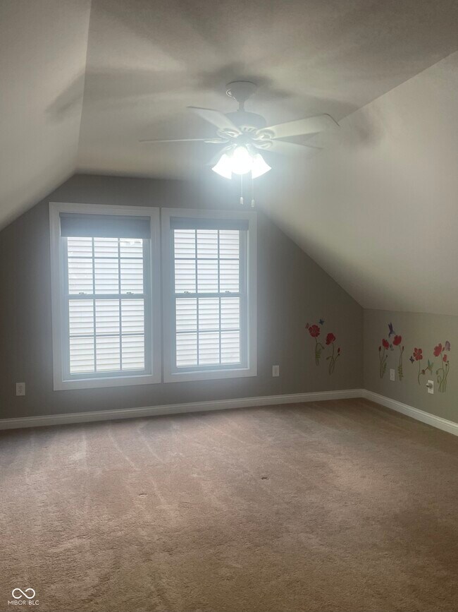 Building Photo - 5670 Honey Locust Dr