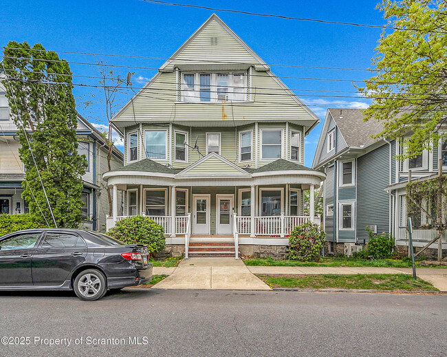Primary Photo - 437 Wheeler Ave