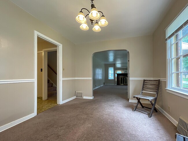 Building Photo - 4924 N 73rd St