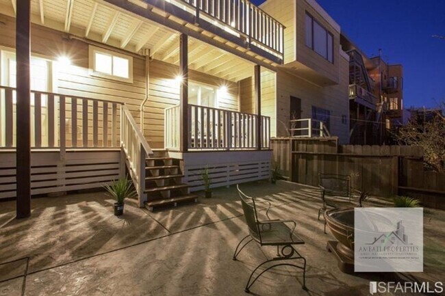 Building Photo - Bernal Heights Oasis: Stunning Renovated View Home with Modern Chic Open House Sunday 1/18 2-4