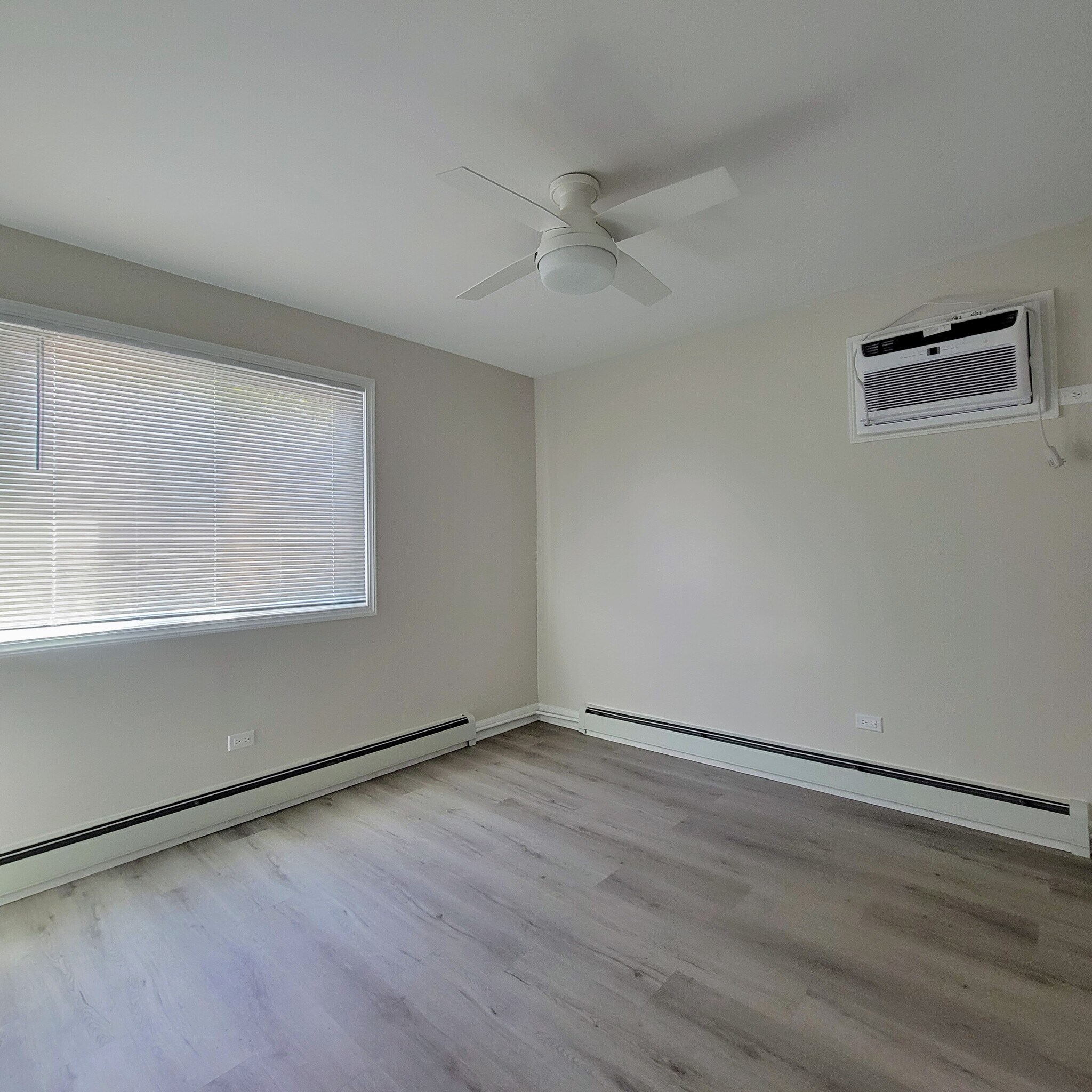 Building Photo - 6537 173rd Pl