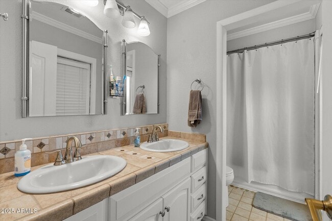 Building Photo - 3150 S Revere Cir