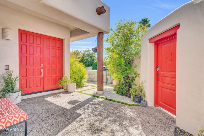 Building Photo - 6139 N 31st Ct