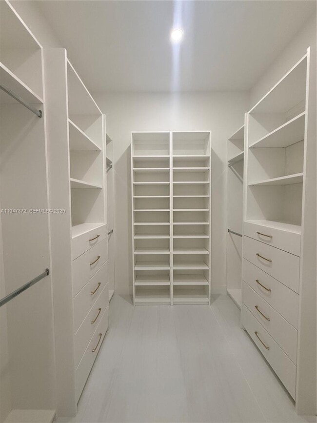 Building Photo - 9500 SW 25th Dr