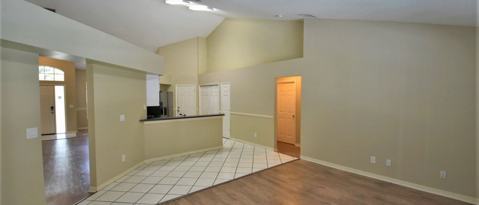 Building Photo - 2216 Kenwick Dr