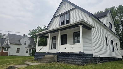 Building Photo - 1029 Hamilton St