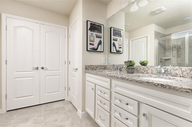 Building Photo - 7328 Oakmoss Loop