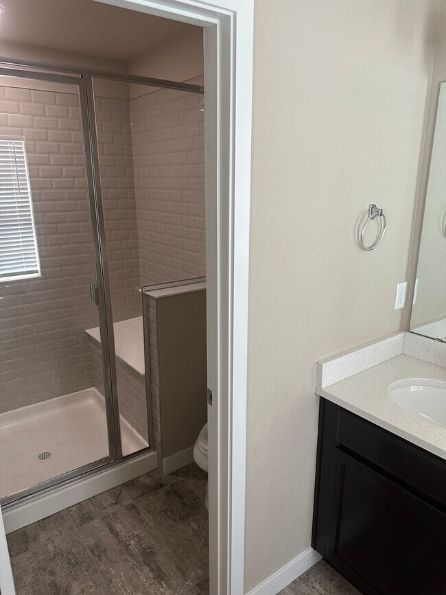 Building Photo - Newer Construction Home Ready NOW