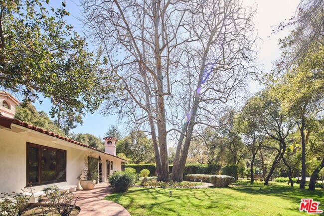 Building Photo - 6138 Ramirez Canyon Rd