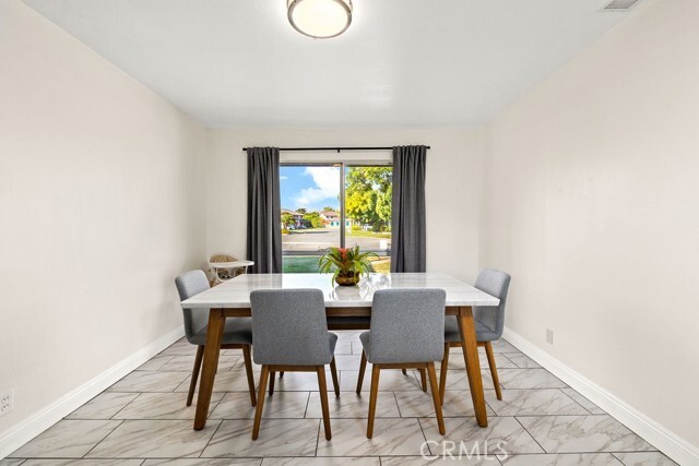 Building Photo - 632 Kenoak Dr