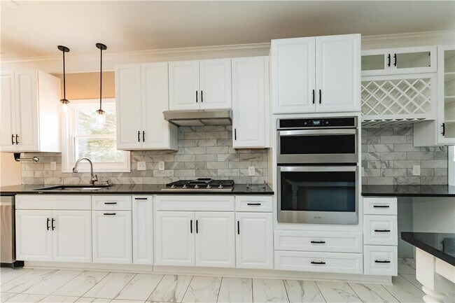 Building Photo - 5664 Jackson Knoll Trace NW