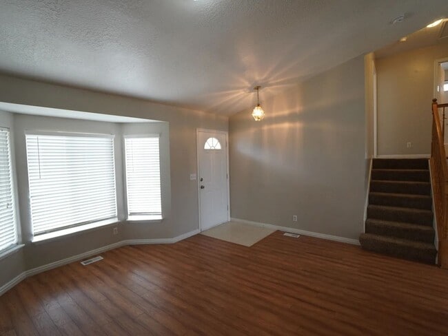 Building Photo - 3947 S 2600 W