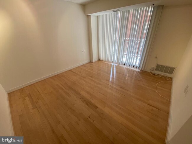 Building Photo - 7500 Woodmont Ave