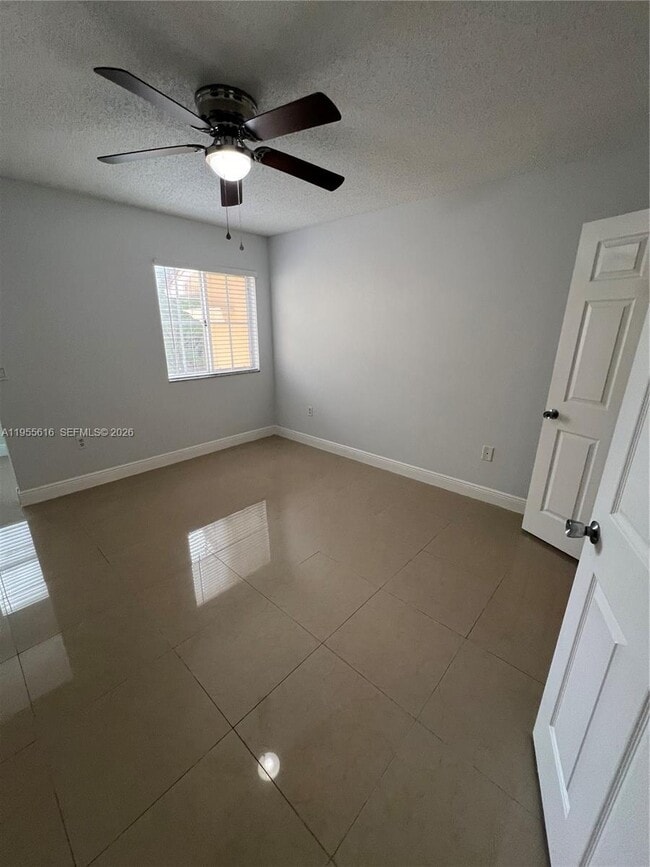 Building Photo - 2496 Centergate Dr