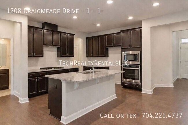 Building Photo - 1208 Craigmeade Dr