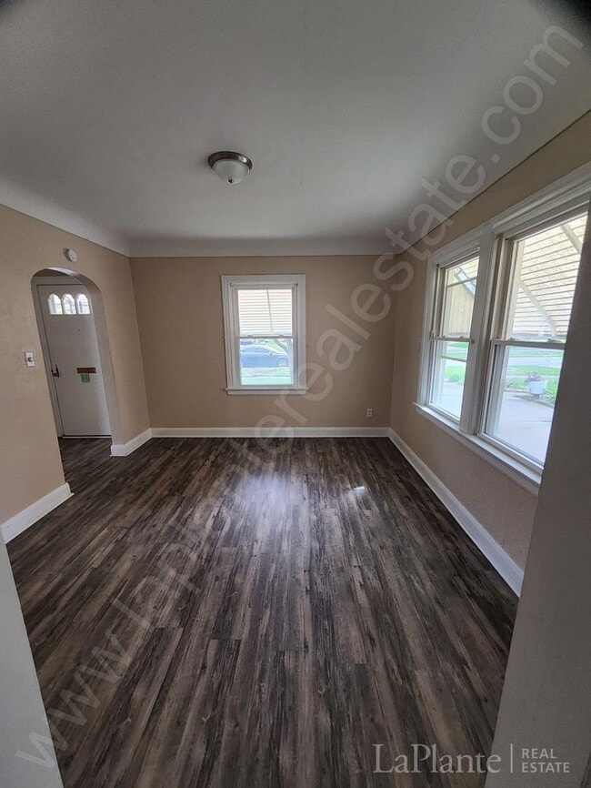 Building Photo - Beautiful 3 Bedroom Home for Rent