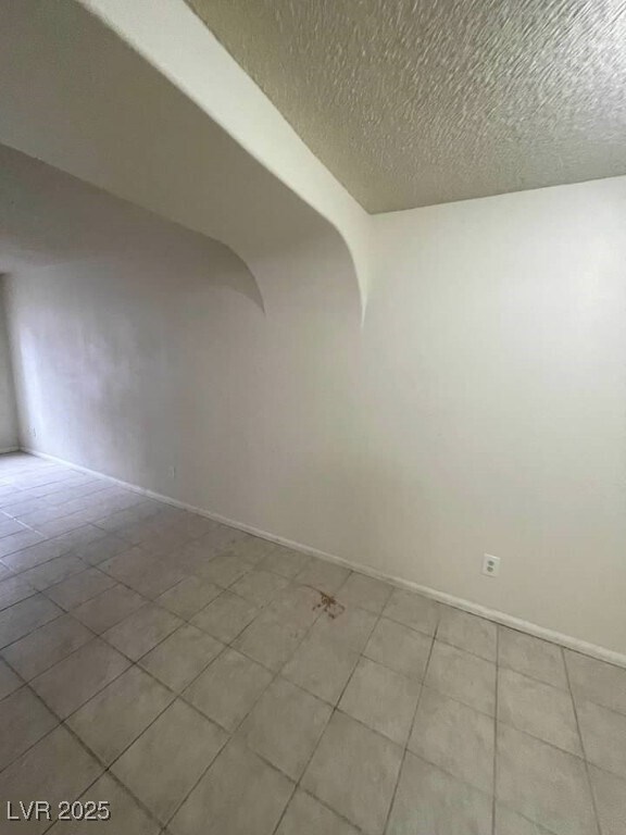Building Photo - 1608 N Torrey Pines Dr