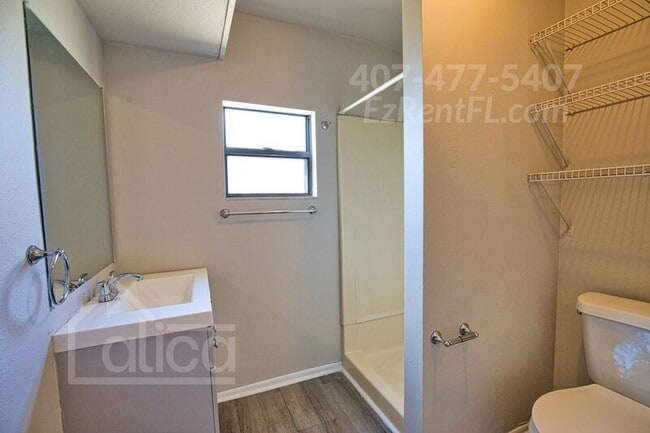 Building Photo - 4640 Pan American Blvd