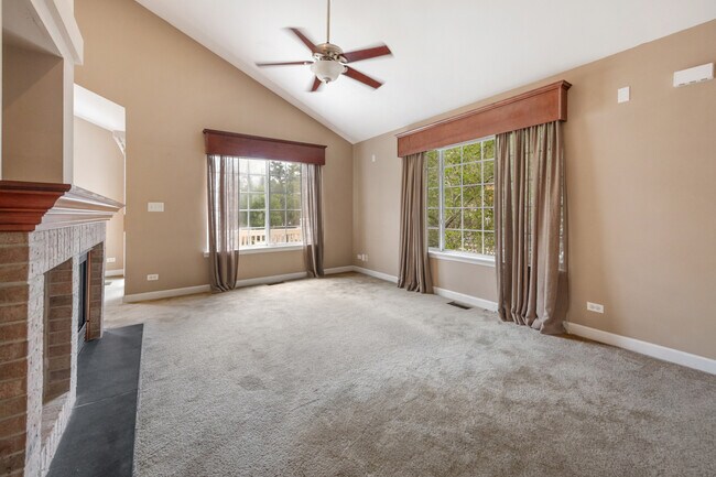 Building Photo - 919 Pheasant Trail