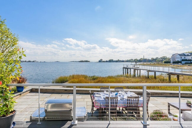 Building Photo - 50 Shorefront Park