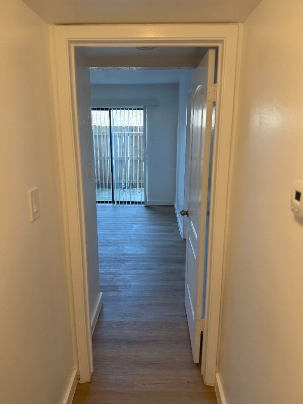 Building Photo - 5508 Lakeview Pkwy